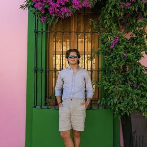 Meet your Posher, Sebastian